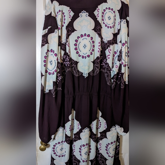 NWT Girl w/ Curves Collection from Lane Bryant. size 24 - Picture 2 of 8